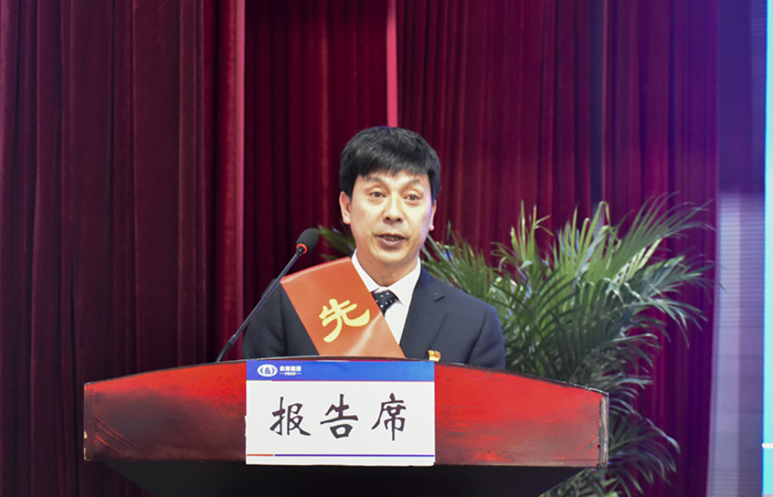 1676798467900921.jpg (小圖)先進單位代表發(fā)言.jpg